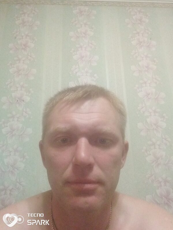 Михаил, 39, Осинниках — анкета №1269083