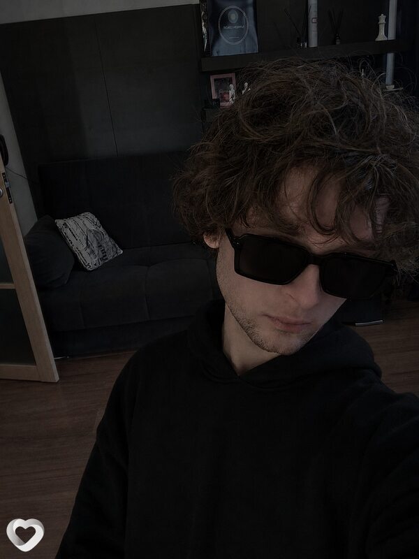 Дима, 21, Красноярске — анкета №1269239