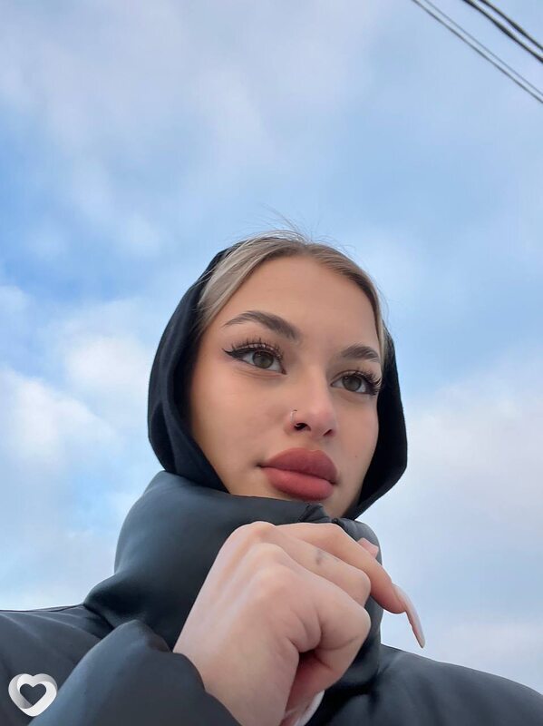 Вероника, 24, Омске — анкета №1270063