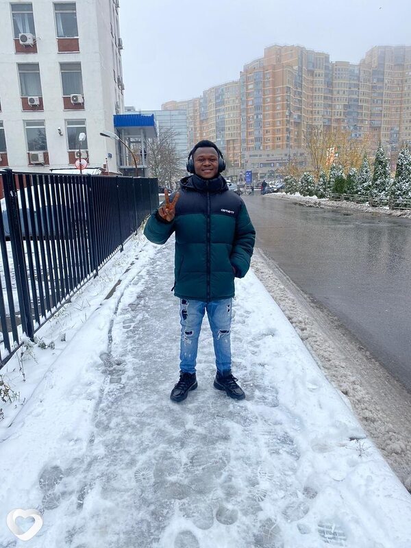 Амаду, 27, Новомосковске — анкета №1270257