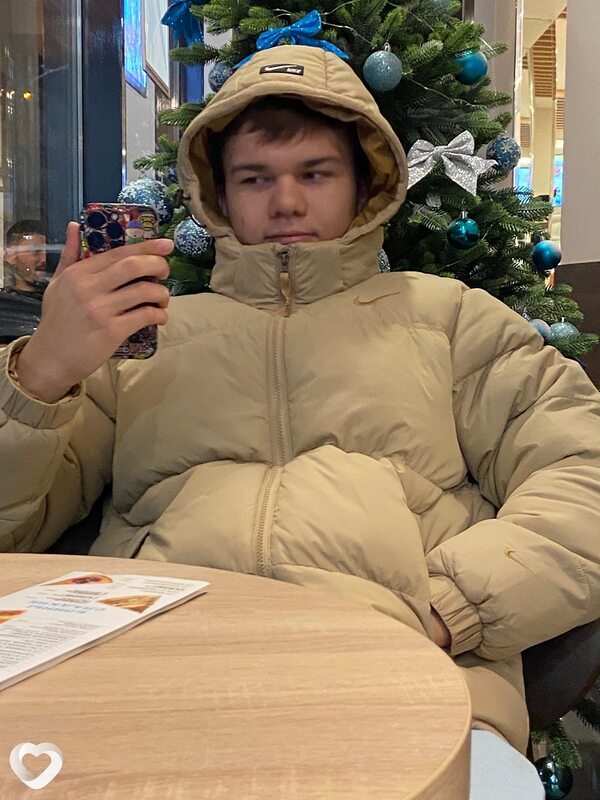 Захар, 20, Армавире — анкета №1271398