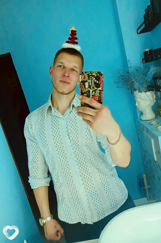 Кирилл, 26, Саратове — анкета №1272588