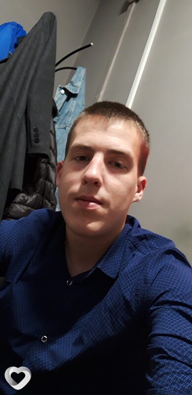 Юрий, 31, Артеме — анкета №1272642