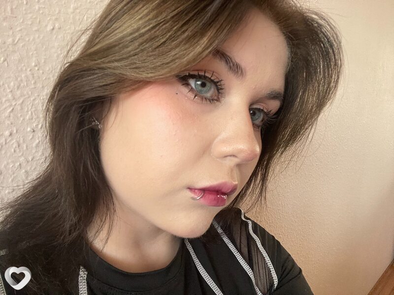 Яна, 21, Москве — анкета №1272934