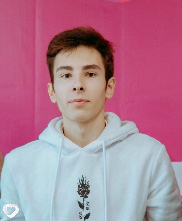 Владимир, 22, Краснодаре — анкета №1273270