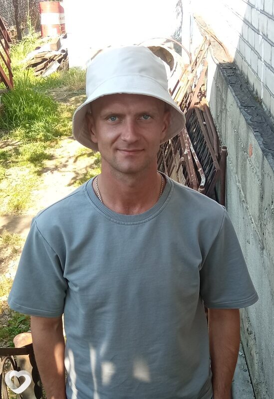 Иван, 31, Ленске — анкета №1273569