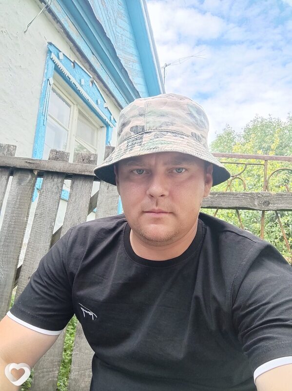 Артем, 34, Ульяновске — анкета №1273658