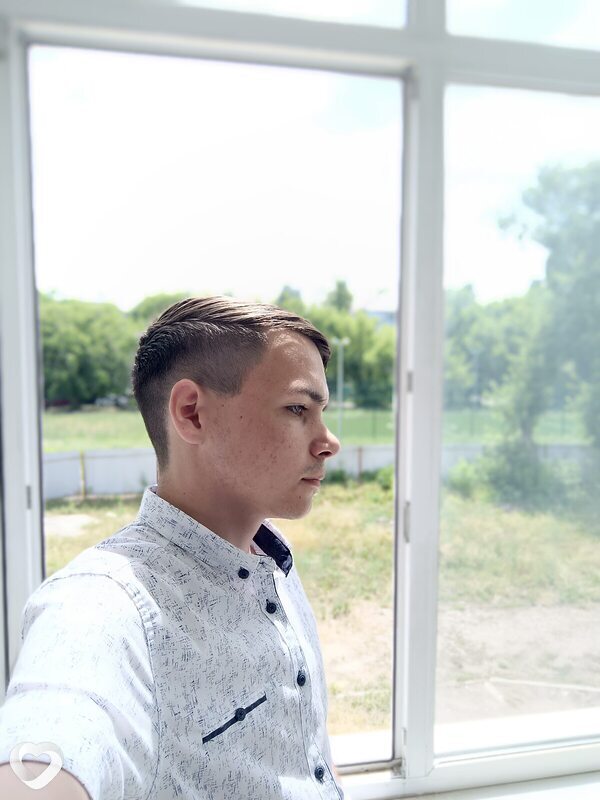 Александр, 21, Самаре — анкета №1273973