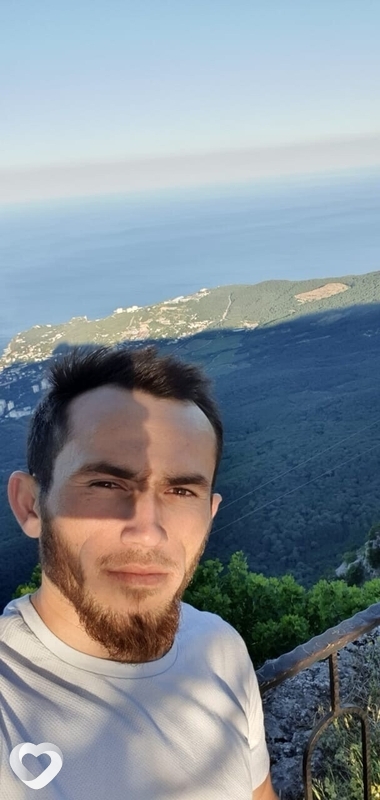 Амир, 25, Ялте — анкета №1274455