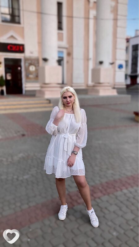 Катя, 23, Минске — анкета №1274535