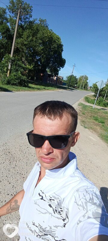 Артем, 31, Омске — анкета №1274833