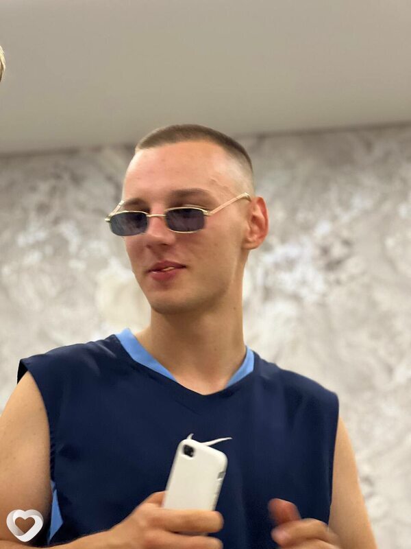 Максим, 21, Бресте — анкета №1275206
