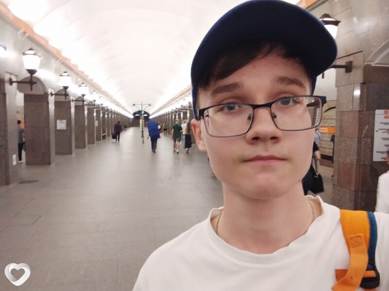 Михаил, 20, Москве — анкета №1275103
