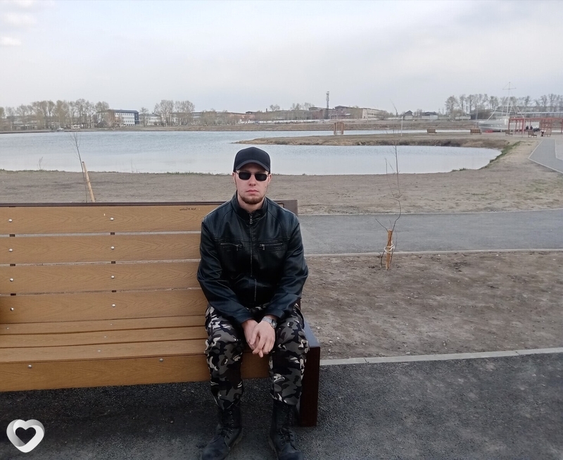 Владислав, 27, Усолье-Сибирское — анкета №1275272