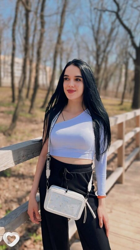 Алиса, 25, Новосибирске — анкета №1275972