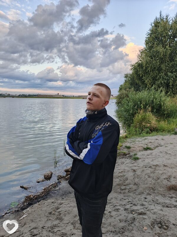 Денис, 20, Новосибирске — анкета №1276815