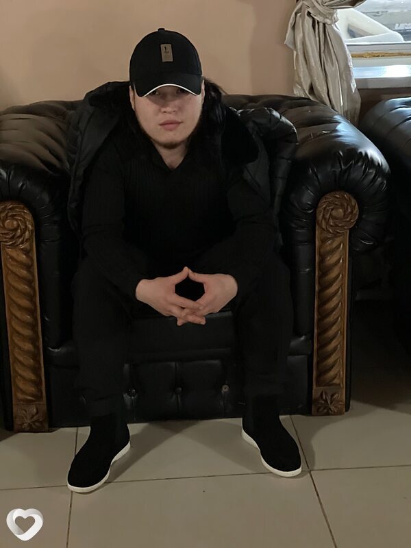 Максим, 26, Тобольске — анкета №1276789