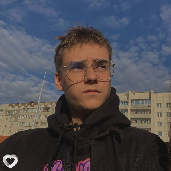 Саша, 21, Москве — анкета №1276907
