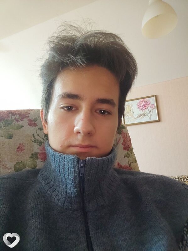 Илья, 20, Москве — анкета №1277237