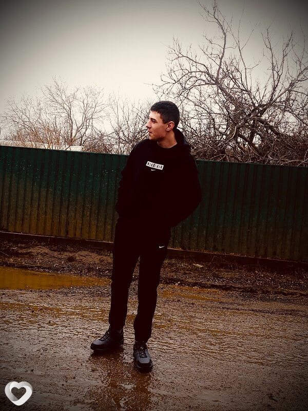 Григорий, 22, Хабаровске — анкета №1277639