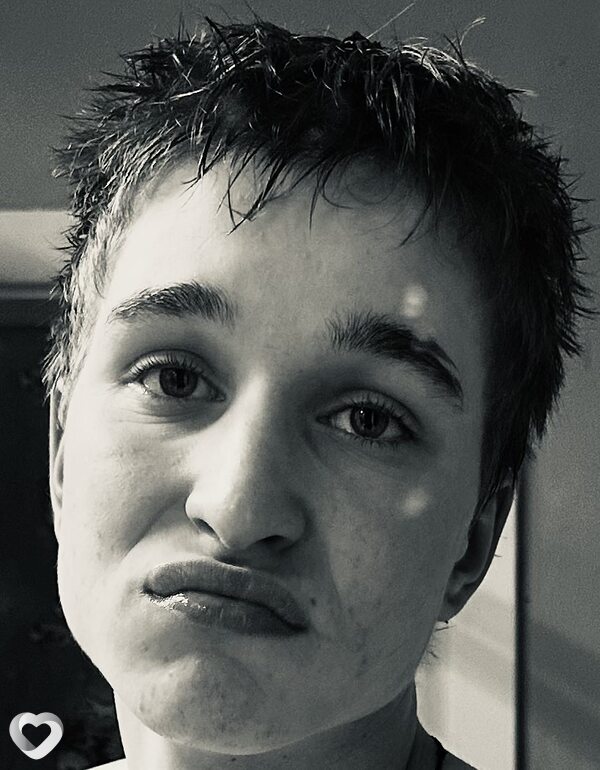 Андрей, 21, Речице — анкета №1277812