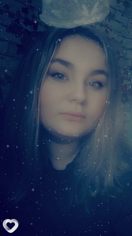 Юля, 22, Луганске — анкета №1277991