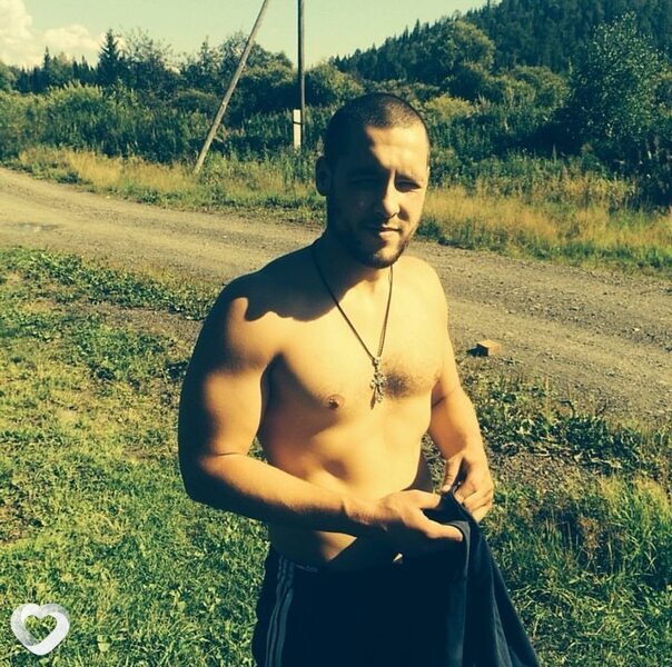 Артур, 22, Воронеже — анкета №1278192