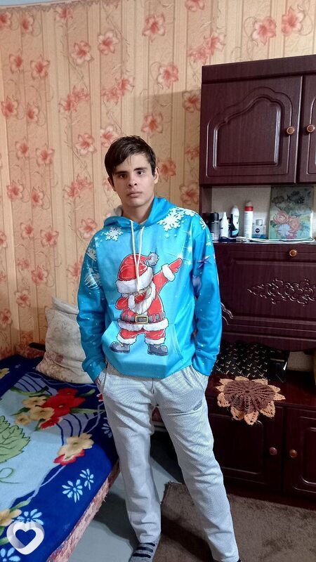 Богдан, 22, Москве — анкета №1278602