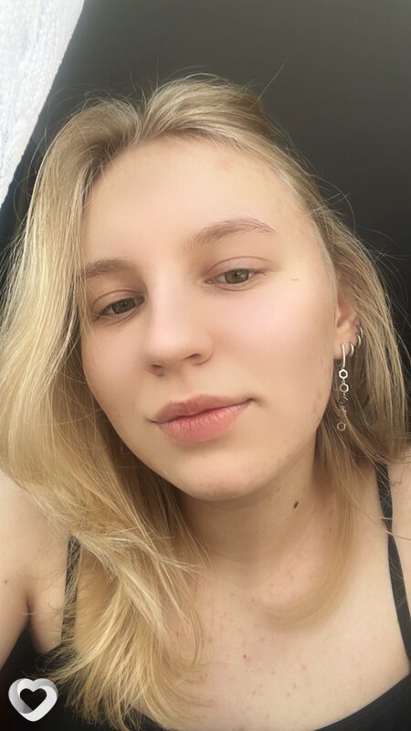 Инна, 21, Бресте — анкета №1280365