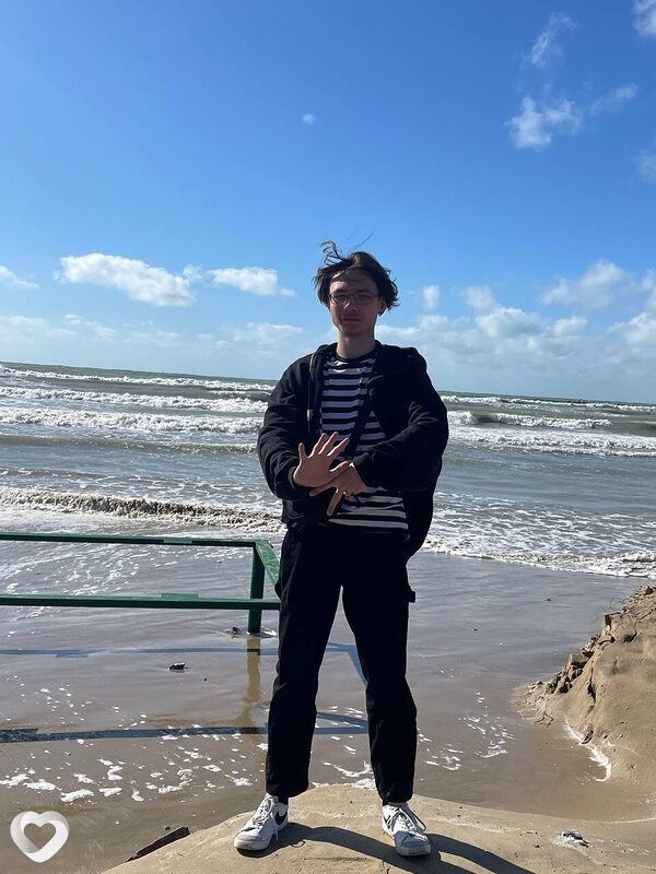 Александр, 20, Белгороде — анкета №1280737