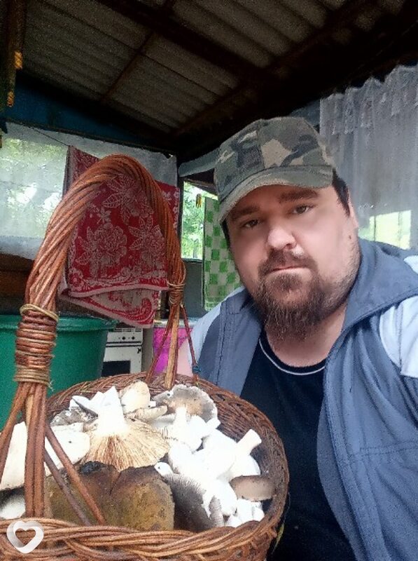 Илья, 36, Краснодоне — анкета №1280767