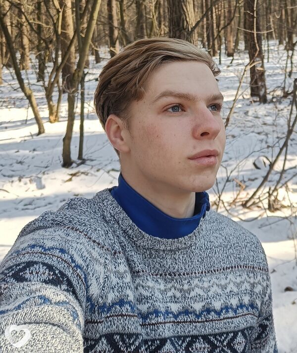 Саша, 21, Киеве — анкета №1280781