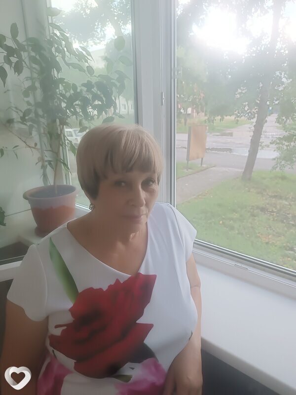 Оля, 68, Саяногорске — анкета №1280824
