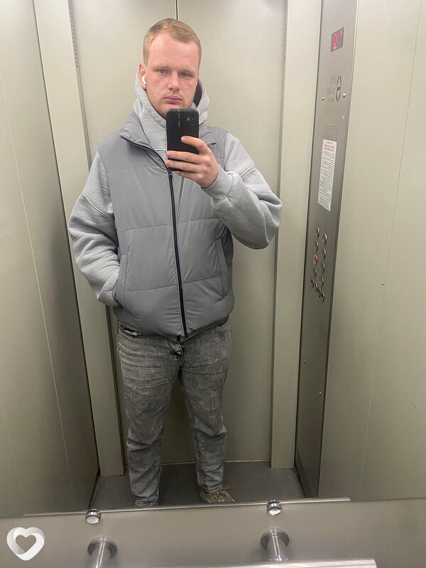 Денис, 26, Москве — анкета №1281065