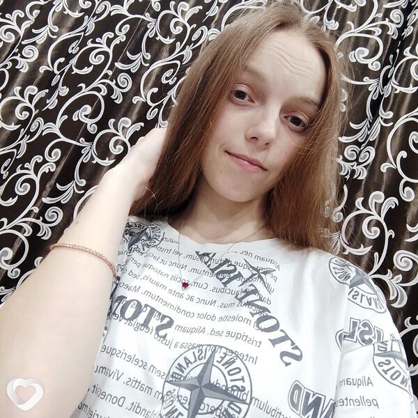 Алина, 20, Ачинске — анкета №1281325