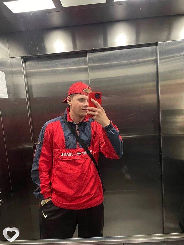 Стас, 23, Москве — анкета №1282360