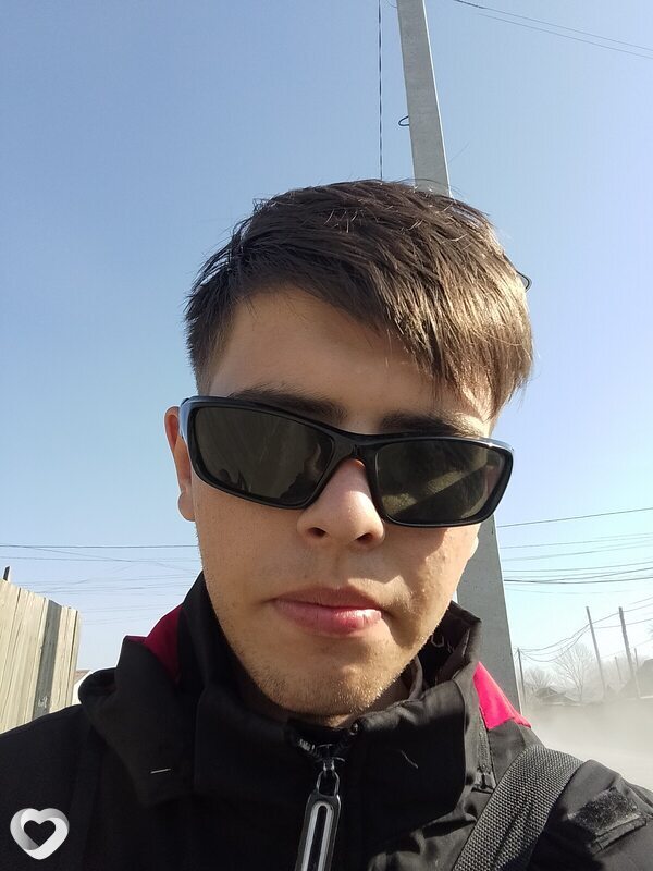 Леонид, 20, Хабаровске — анкета №1282442