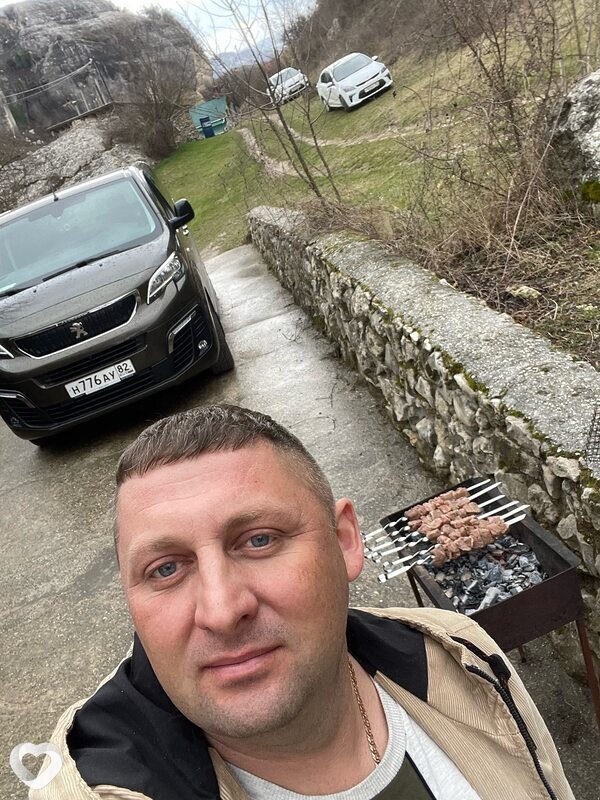 Олег, 42, Саках — анкета №1282739