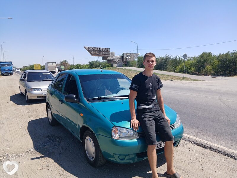 Илья, 24, Шахтах — анкета №1283719