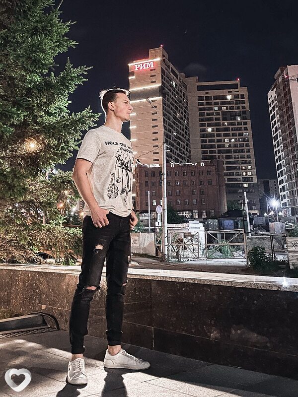 Дмитрий, 28, Черногорске — анкета №1283475