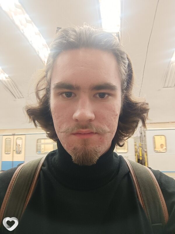 Михаил, 20, Москве — анкета №1284238