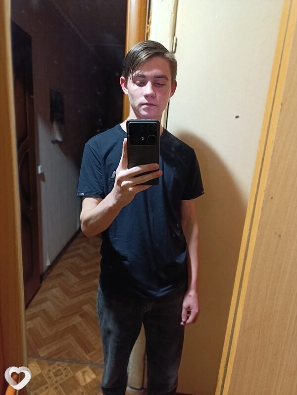 Антон, 20, Москве — анкета №1284663