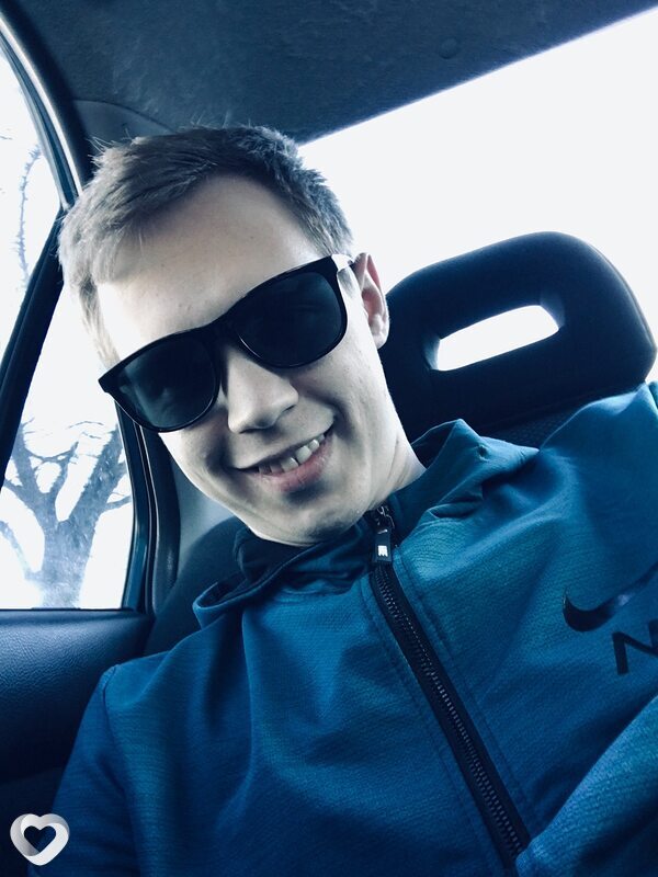 Максим, 27, Москве — анкета №1285581