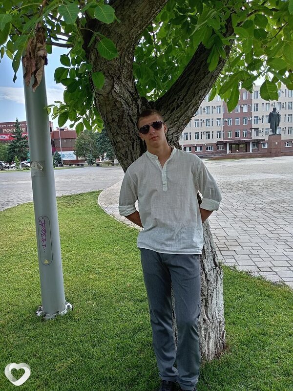 Артем, 22, Георгиевске — анкета №1286197