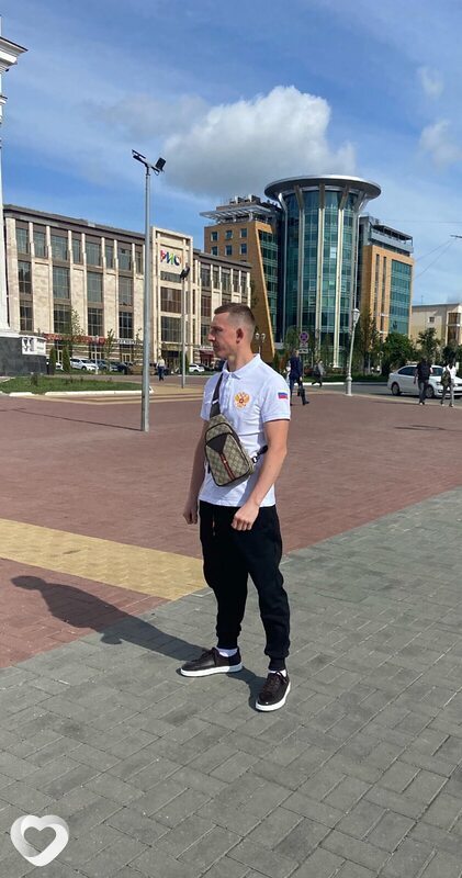 Артём, 28, Москве — анкета №1288534