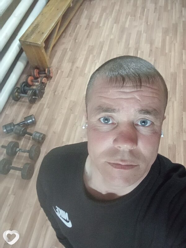 Дмитрий, 41, Омске — анкета №1289389
