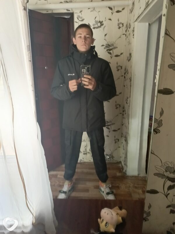 Вадим, 20, Азове — анкета №1291104
