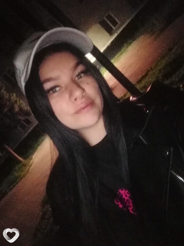 Виктория, 24, Новоалтайске — анкета №1291456