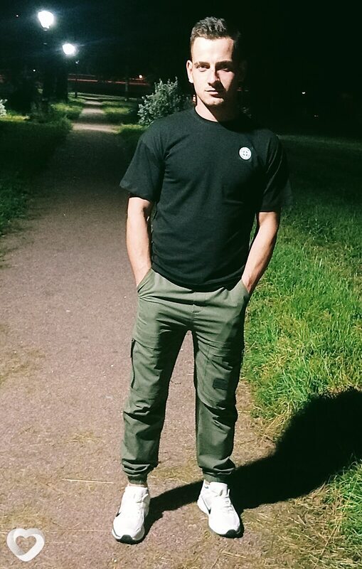 Иван, 26, Саратове — анкета №1292347
