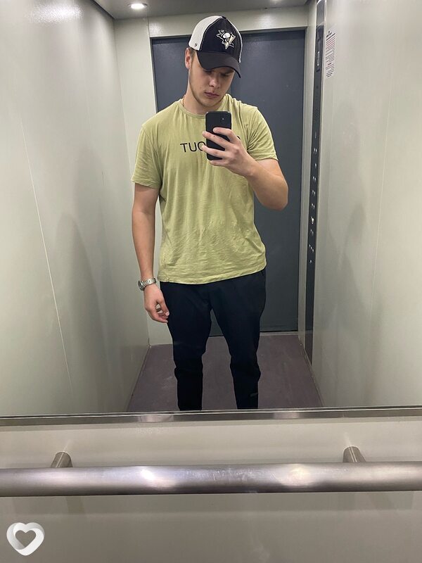 Даниил, 20, Тюмени — анкета №1293788